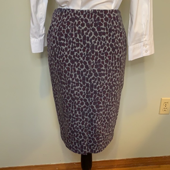 Talbots Leopard Print Pencil Skirt Sz 2 - Picture 3 of 10